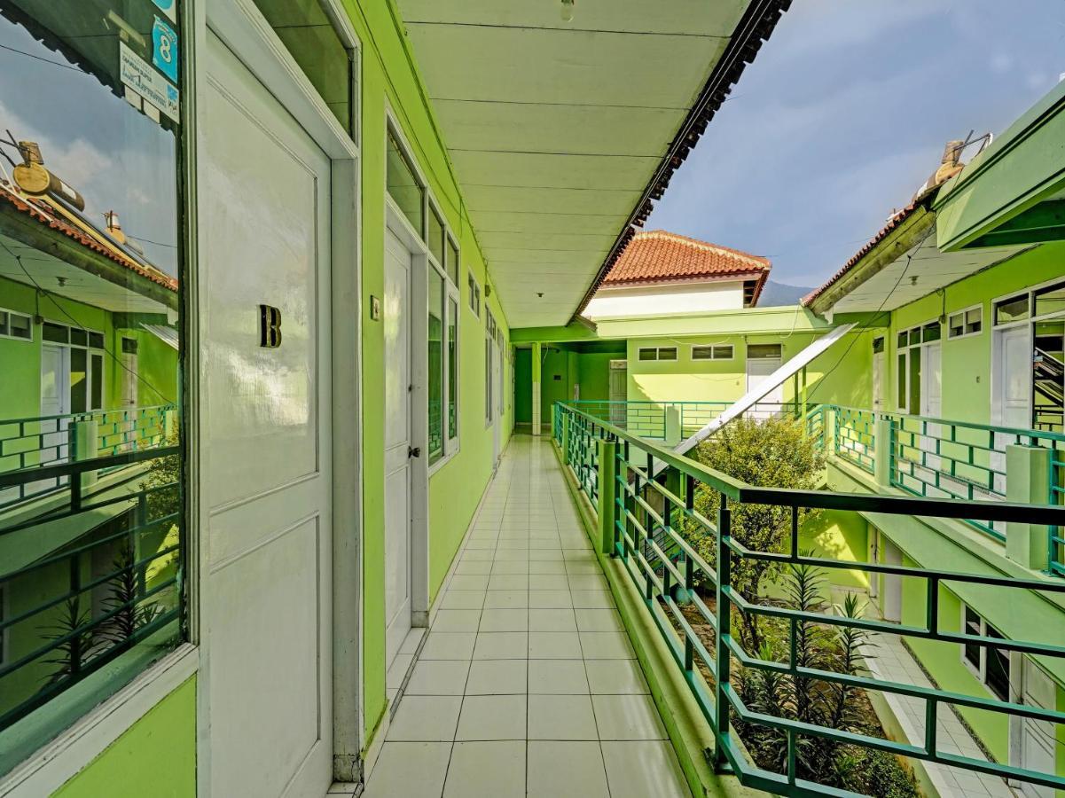 Hotel Spot On 91325 Hijau Syariah 2*